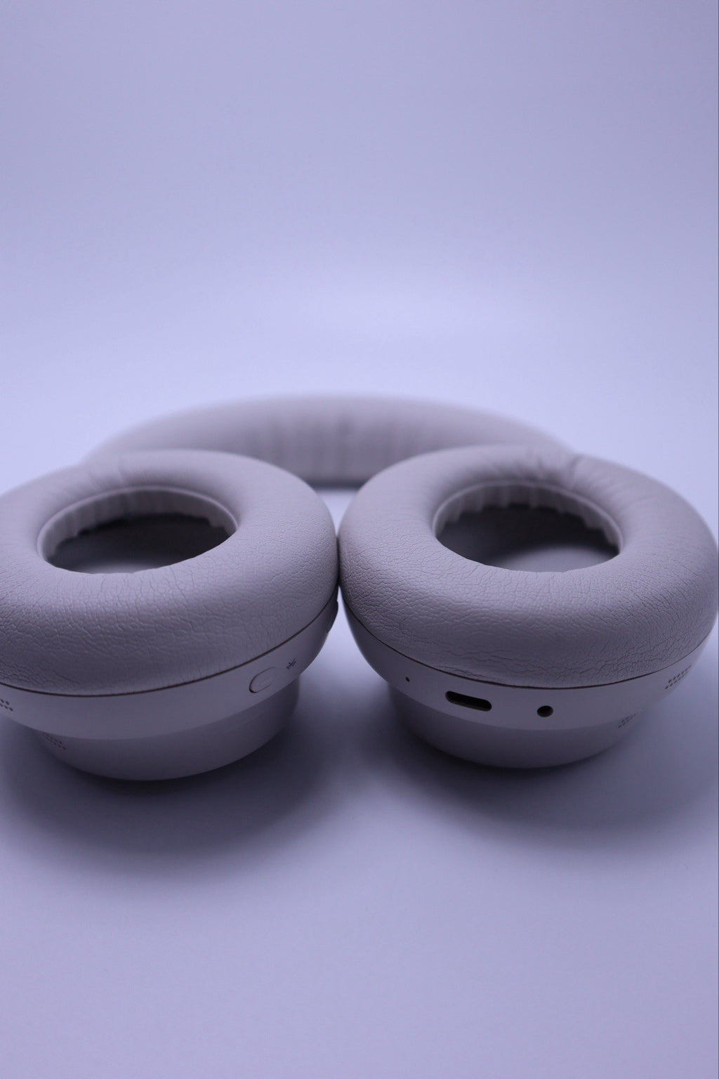 BOSE QuietComfort Ultra Noise Cancelling- Cream