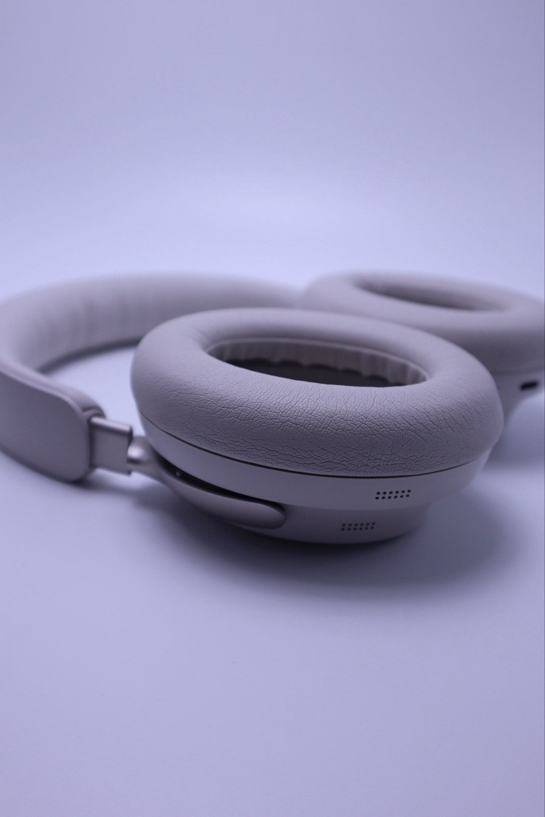 BOSE QuietComfort Ultra Noise Cancelling- Cream