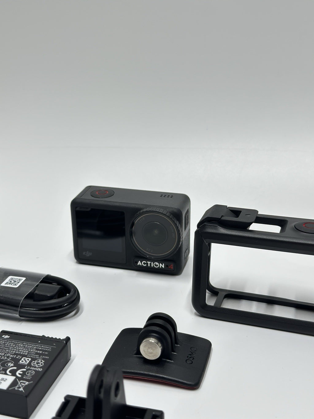 DJI Osmo Action 4 Standard Combo - 4K/120fps Waterproof Wide Action Camera