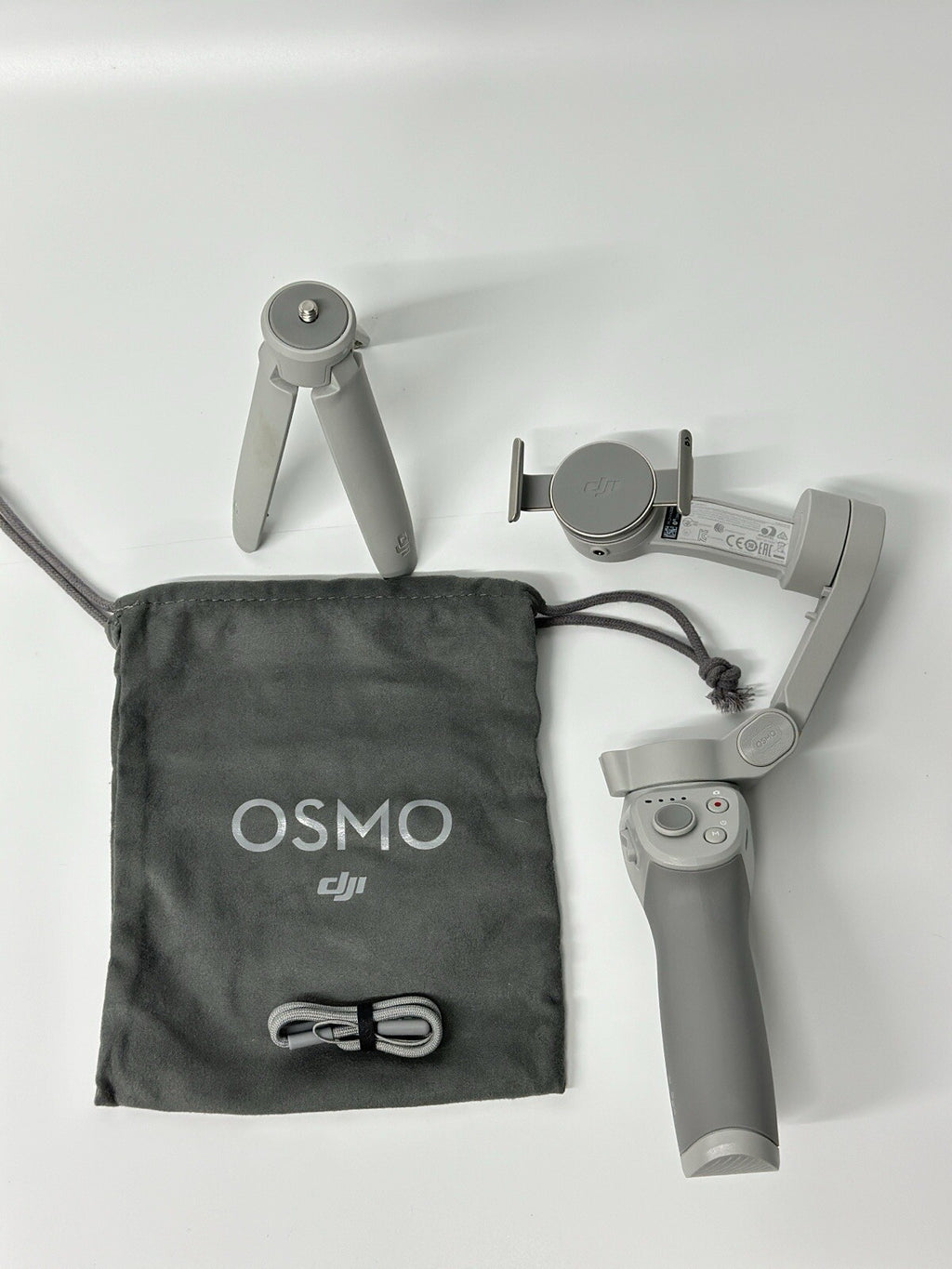 DJI OM 4 SE 3-Axis Smartphone Gimbal Stabilizer with Tripod - Grey