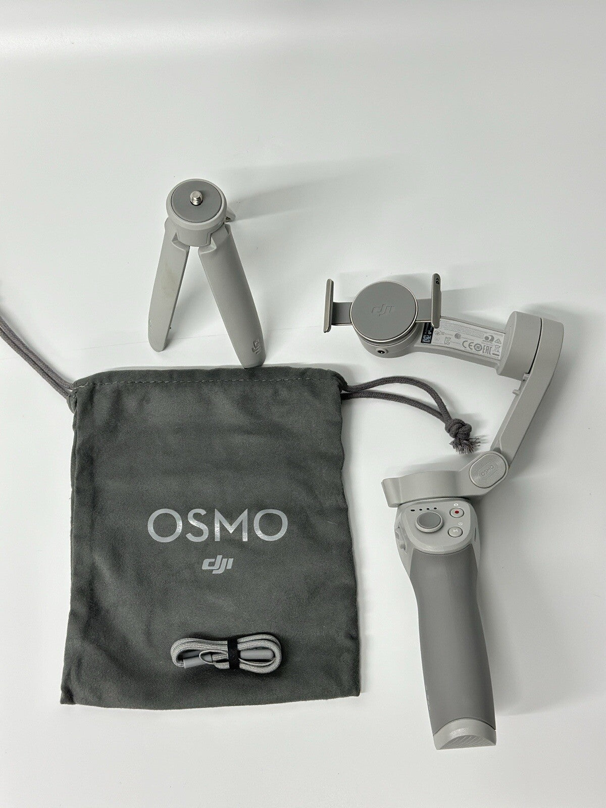 DJI OM 4 SE 3-Axis Smartphone Gimbal Stabilizer with Tripod - Grey