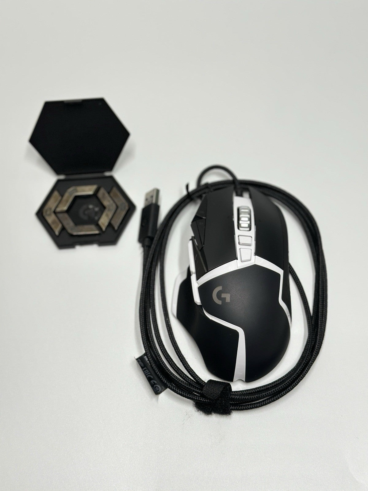 Logitech G502 Hero Optical Gaming Mouse 910-005730