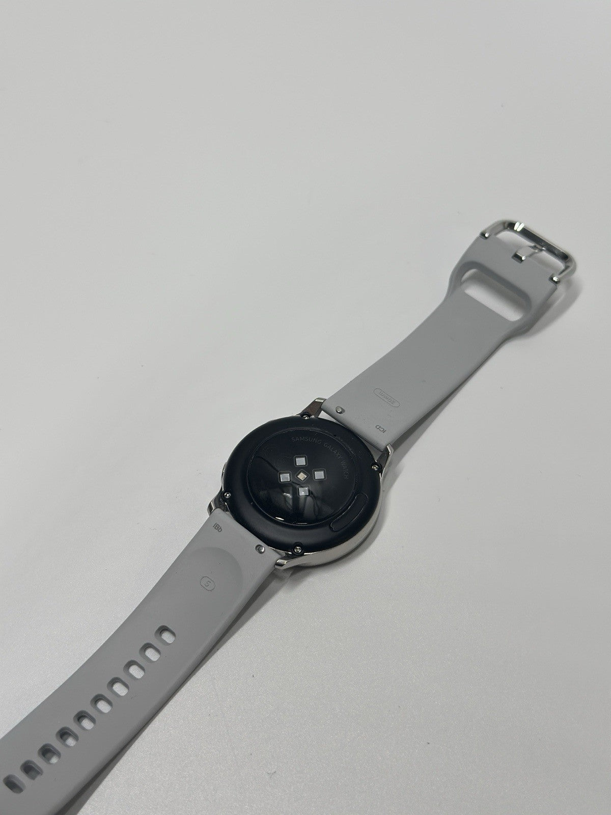 Samsung Galaxy Watch Active 40mm - Light Grey (SM-R500NZSABTU)