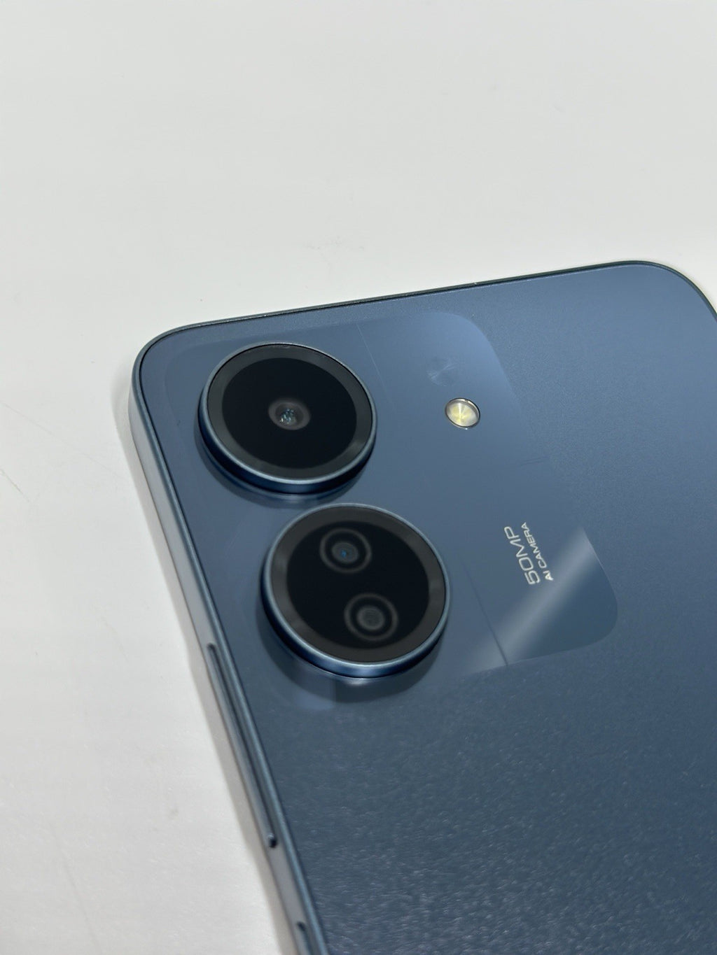  Redmi 13C - 6.74" display,4GB +128GB,Navy Blue Mint condition ,Unlocked 