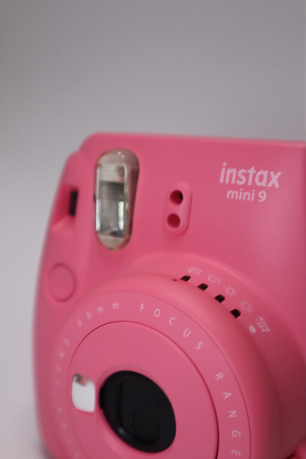 Instant camera Fujifilm Instax Mini 9 Instant in Flamingo Pink- Grade A