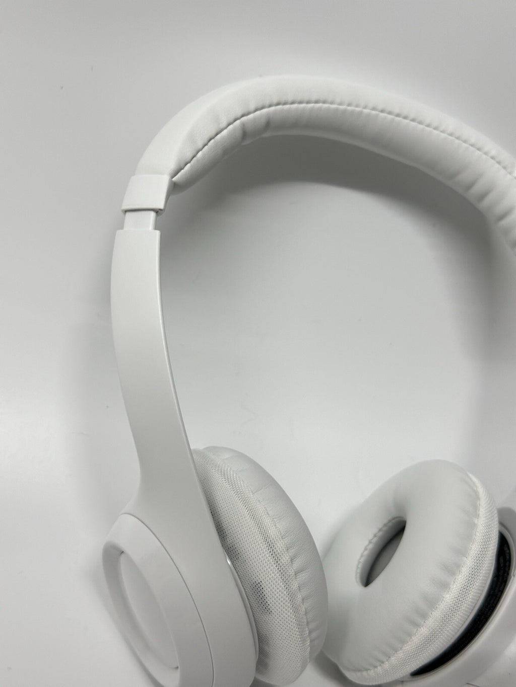 Logitech H390 USB Computer Headset - White