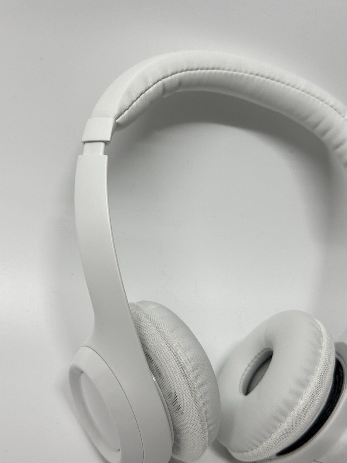 Logitech H390 USB Computer Headset - White