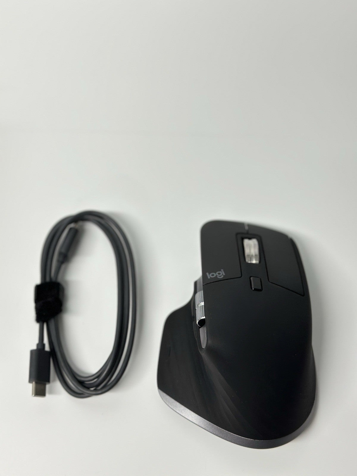 Logitech MX Master 3S Wireless Mouse - Graphite- Grade A