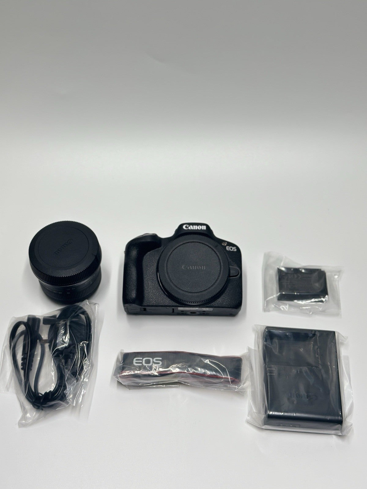 Canon EOS R50 Mirrorless Vlogging Camera (Black) w/RF-S18-45mm F4.5-6.3 is STM
