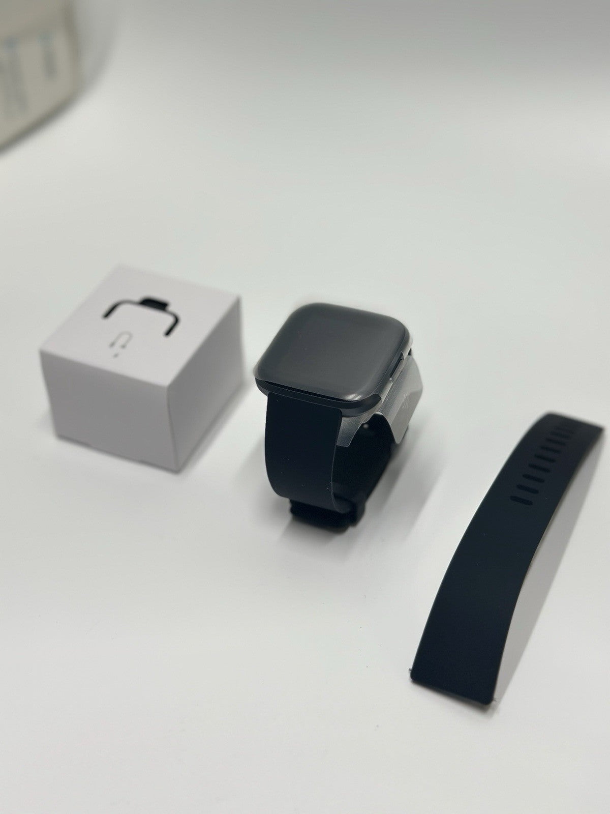 Fitbit Versa 2 Black Fitness Smartwatch (‎FB507BKBK)