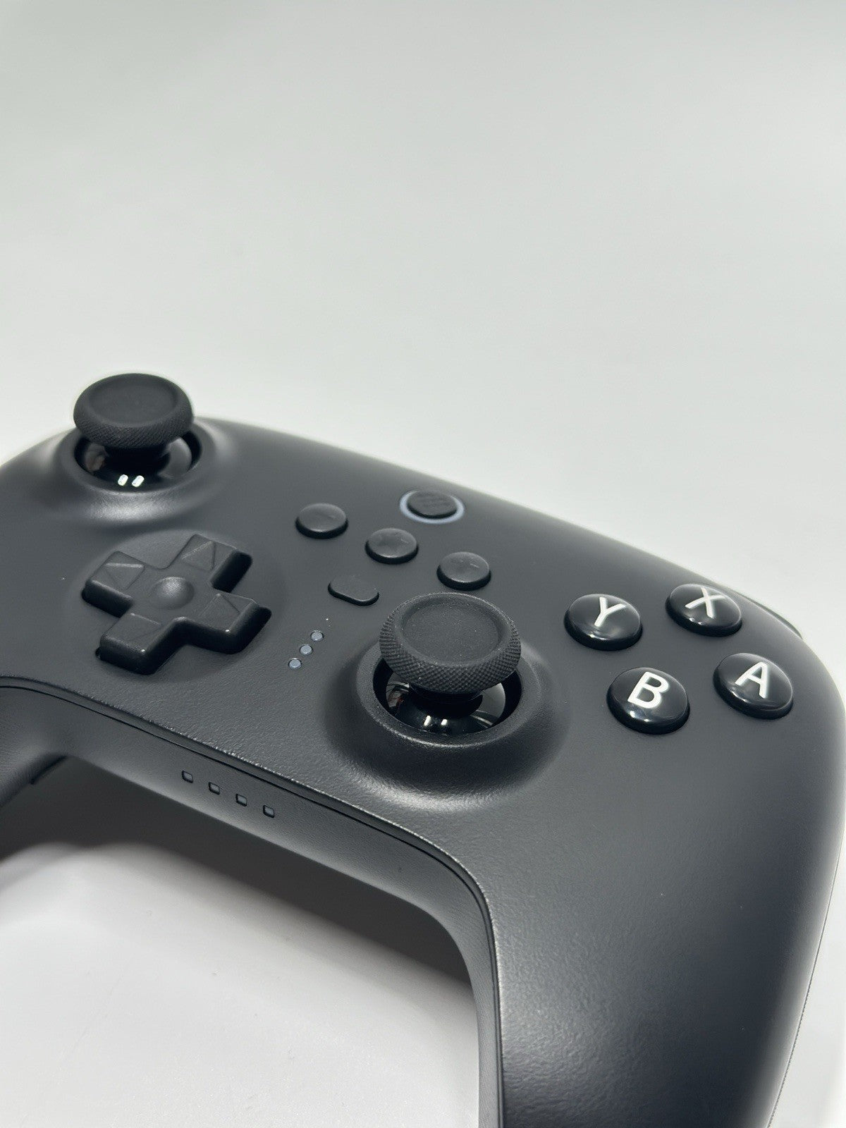 8BITDO ULTIMATE BLUETOOTH CONTROLLER - BLACK
