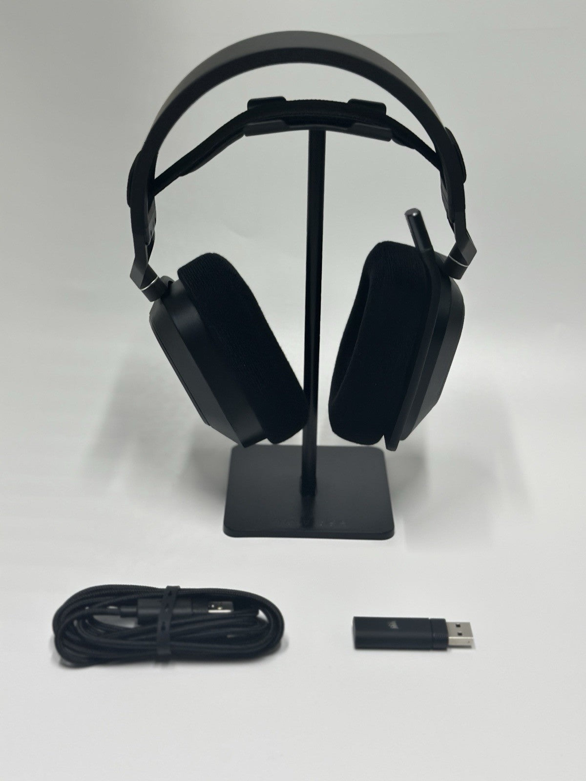 Corsair HS80 RGB Wireless Gaming Headset - Black