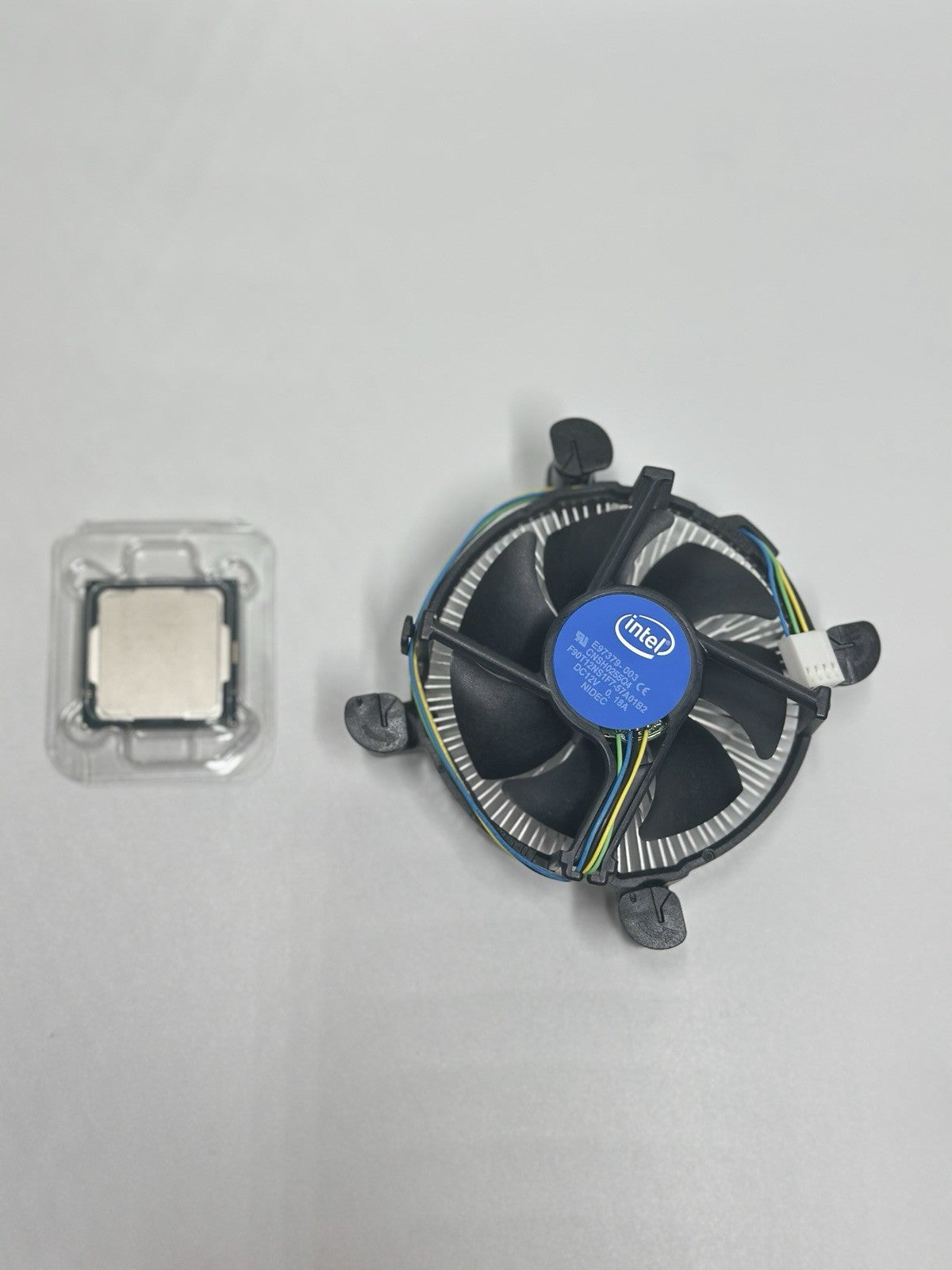 Intel Core i5-10500 Processor (4.5 GHz, 6 Cores, Socket LGA1200, Box) -...