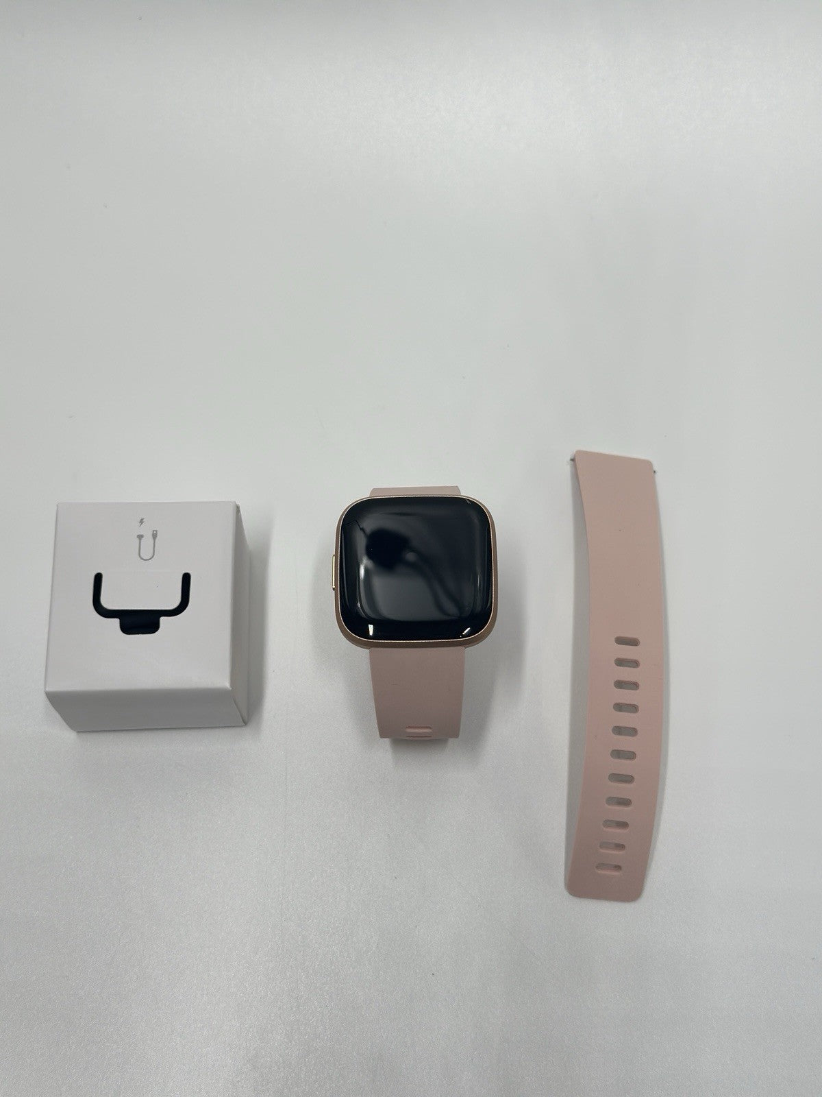 Fitbit Versa 2 Health & Fitness Smartwatch with Voice Control - Rose Gold