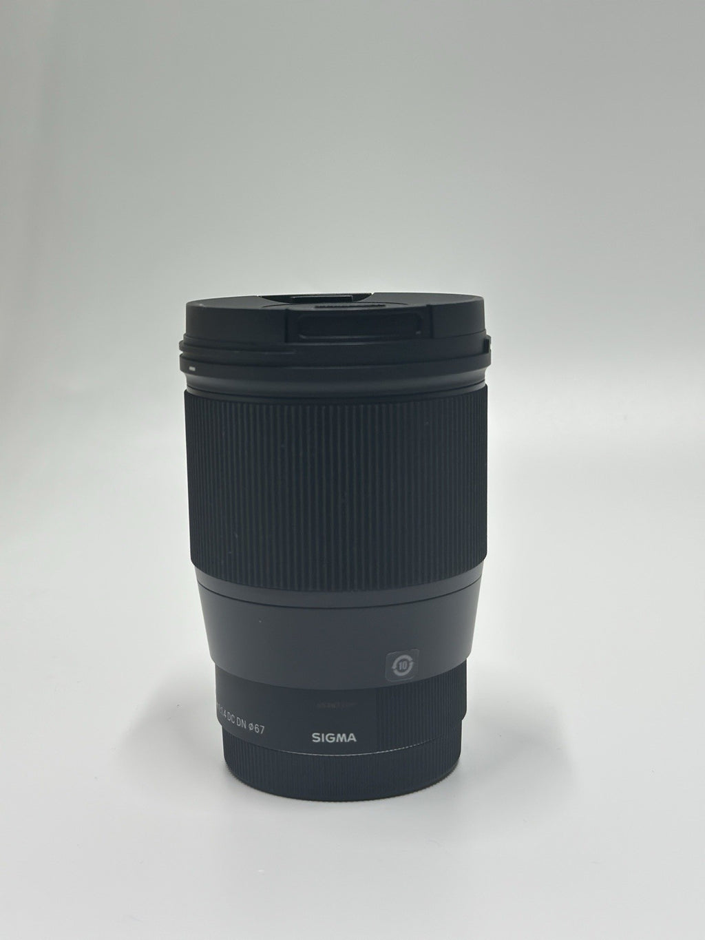 Sigma 16mm f/1.4 DC DN / C Wide Angle Lens - Leica L