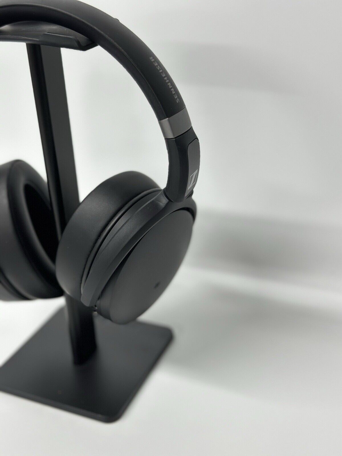 Sennheiser HD 450BT Over Ear Wireless Headphones - Black