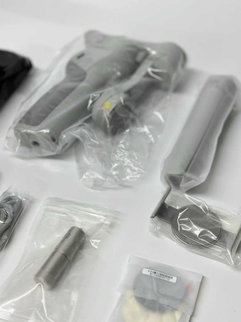 DJI OM 4 Combo Gimbal – Foldable Stabilizer for iPhone/Android – Barely Used