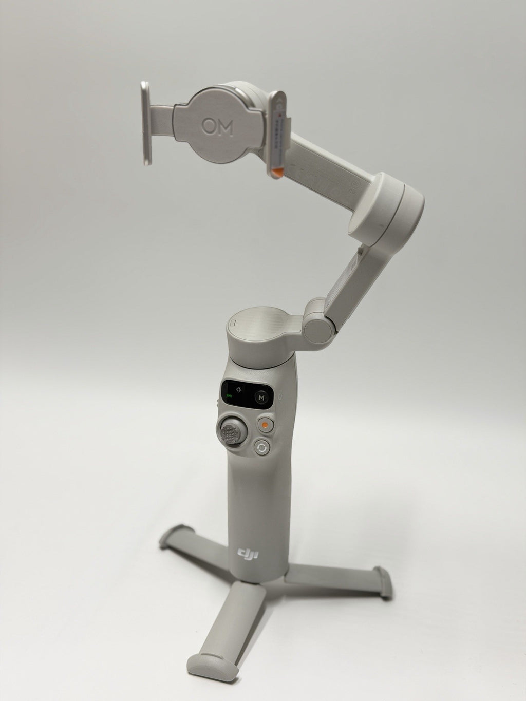 DJI Osmo Mobile 7 Smartphone Gimbal - 10hour Battery Life - Grade A