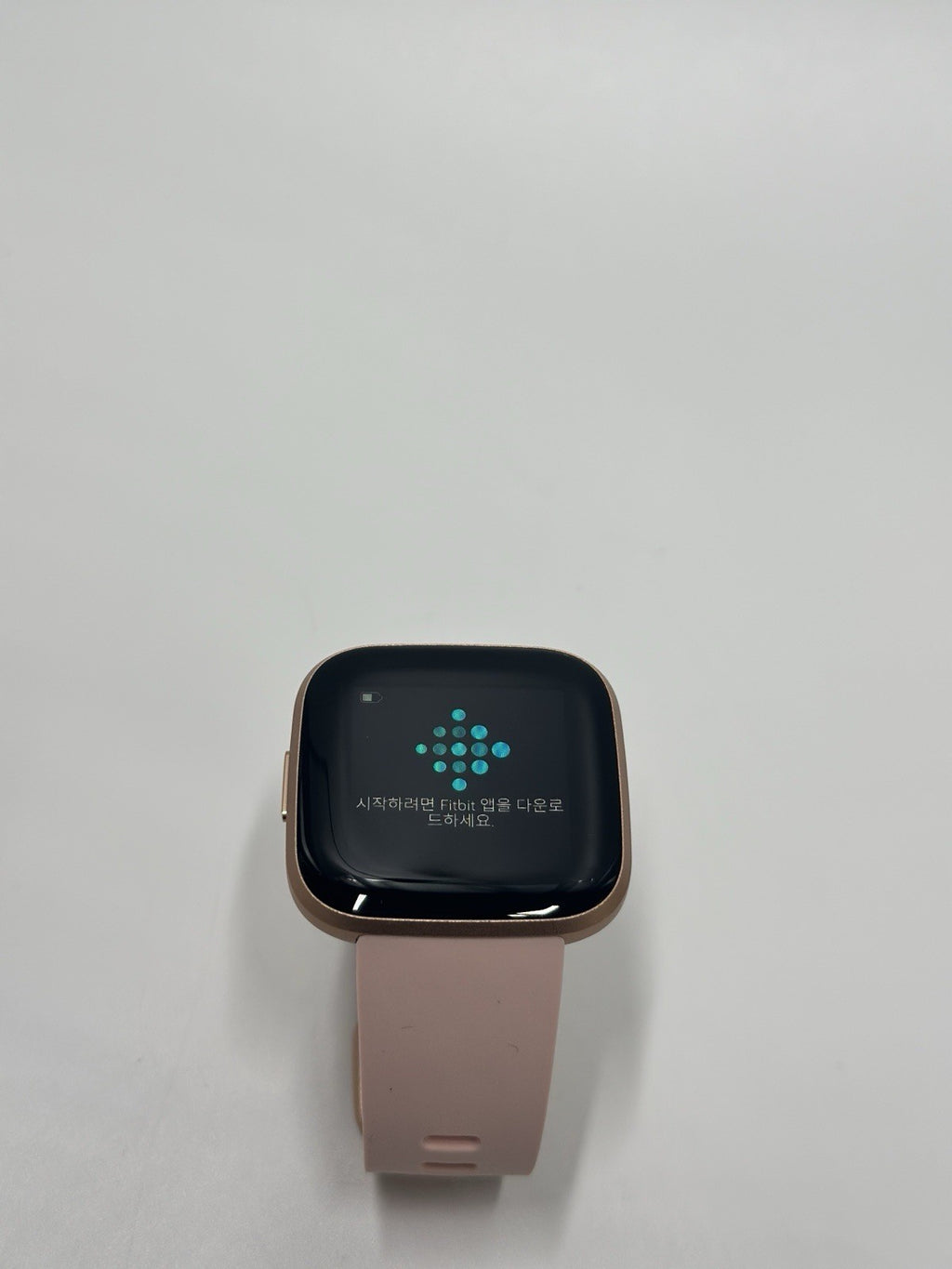 Fitbit Versa 2 Health & Fitness Smartwatch with Voice Control - Rose Gold