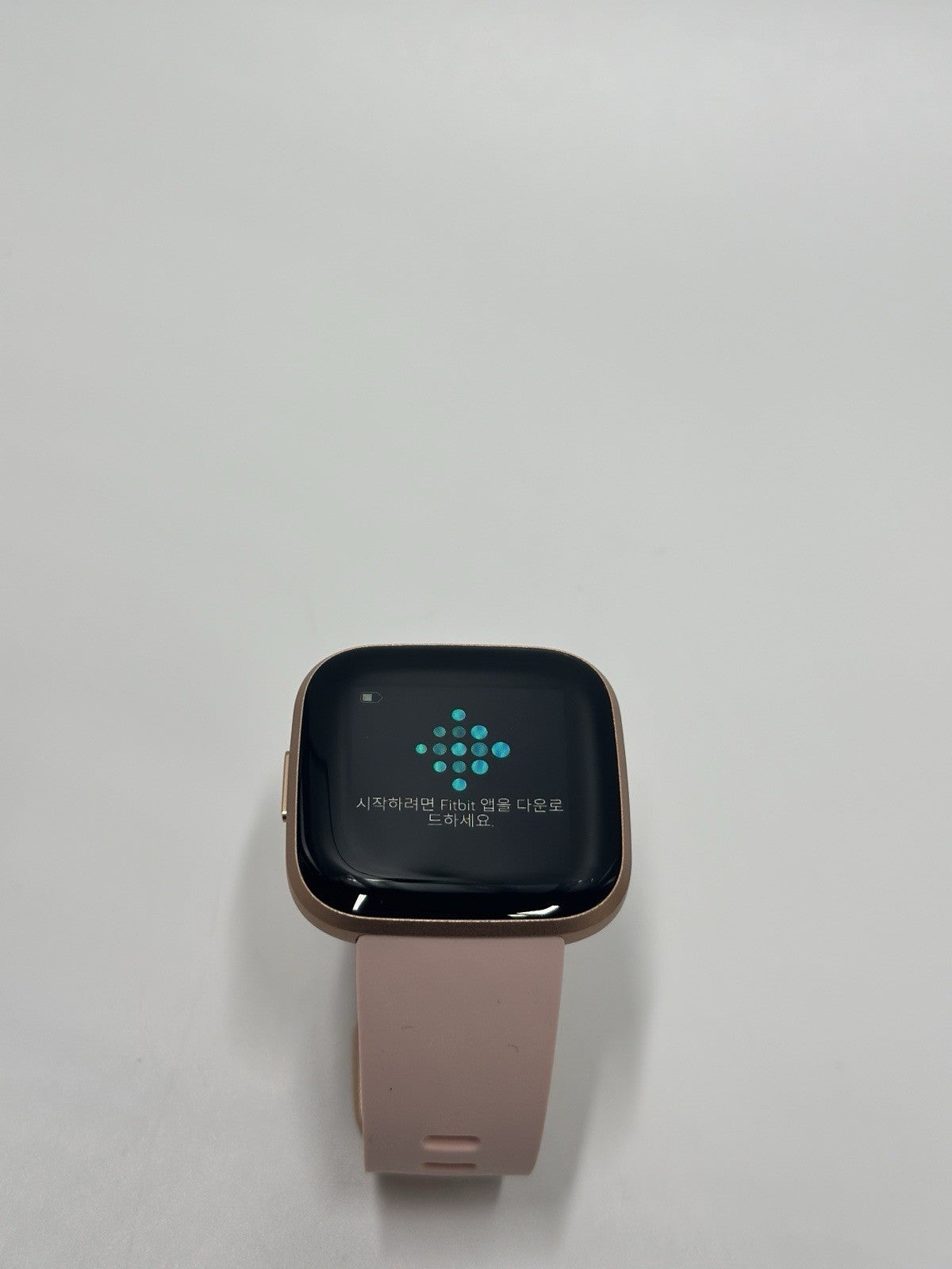 Fitbit Versa 2 Health & Fitness Smartwatch with Voice Control - Rose Gold