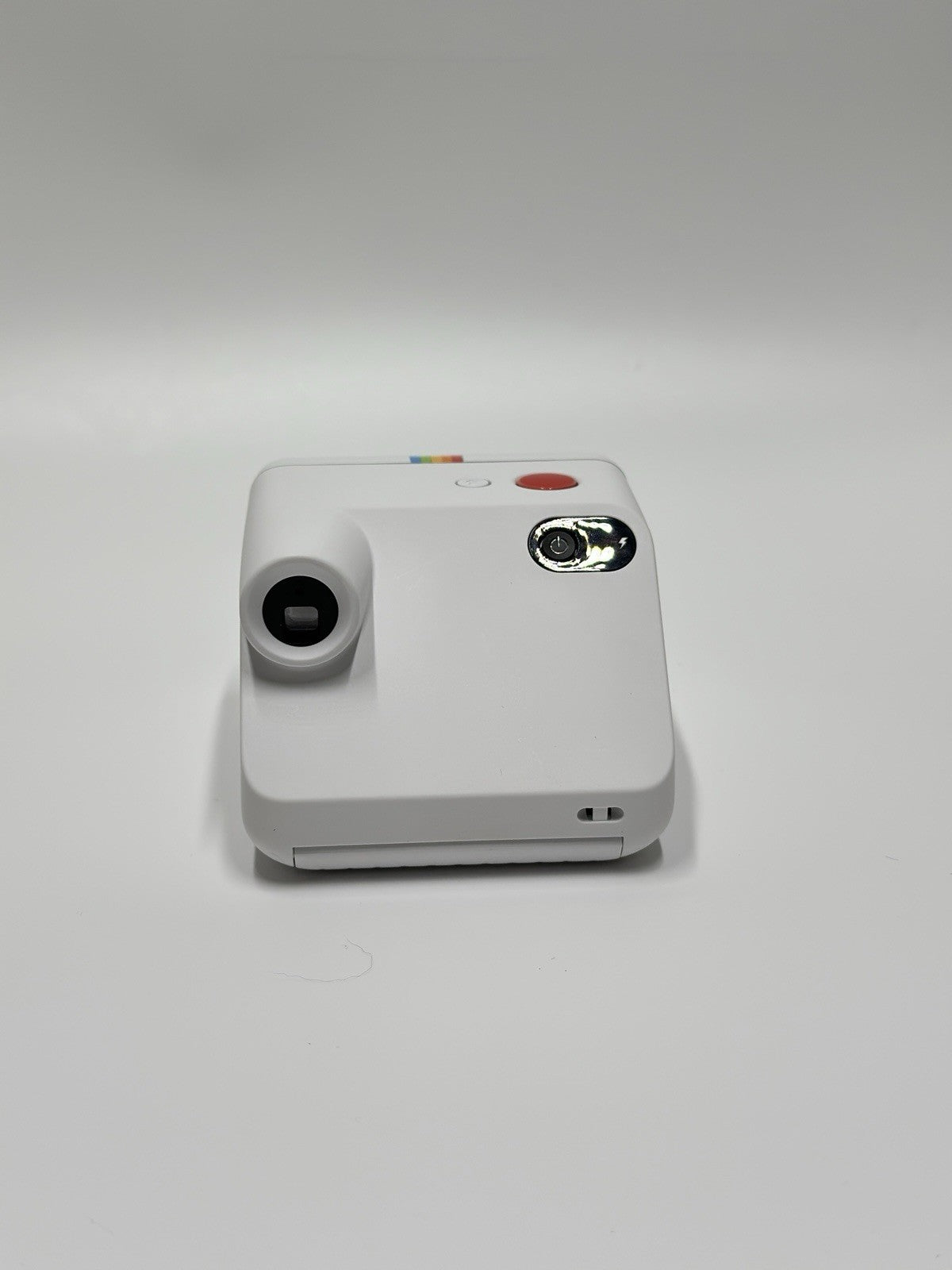 USED Polaroid Go Instant Film Camera - White